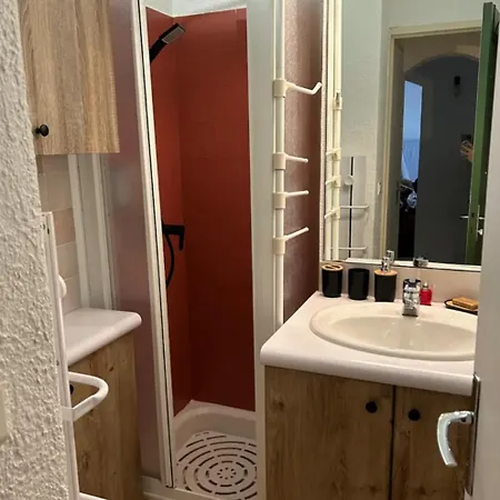 Apartment Climatise Proche Centre-ville Et Commerces *