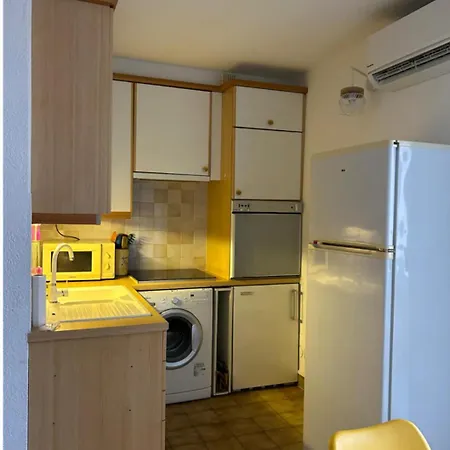 Climatise Proche Centre-ville Et Commerces * Sainte-Maxime